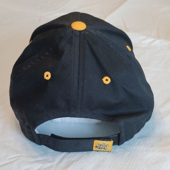 Vintage Wichita State Hat - Picture 4 of 8